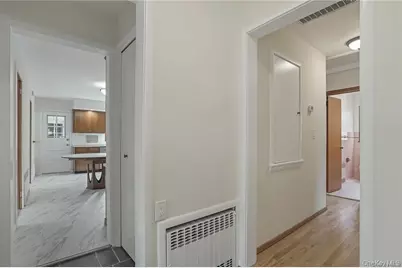 17 Brookside Avenue, Airmont, NY 10901 - Photo 11