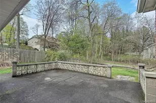 17 Brookside Ave, Airmont, NY 10901 - Photo 17