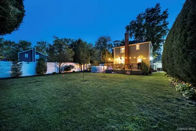 404 Little Whaleneck Road, Merrick, NY 11566 - Photo 7