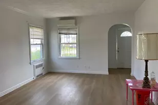 251-19 86th Ave, Bellerose, NY 11426 - Photo 3