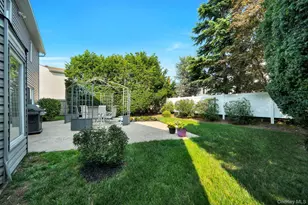 3087 Lydia Ln, Bellmore, NY 11710 - Photo 41