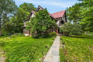 83 Hooker Ave, Poughkeepsie, NY 12601 - Photo 3