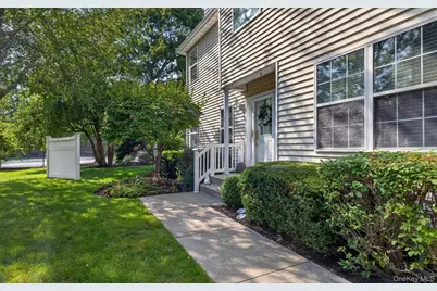 45 Tiffany Way, Nesconset, NY 11767 - Photo 23