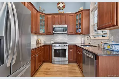 45 Tiffany Way, Nesconset, NY 11767 - Photo 9