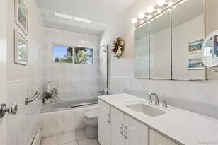35 Cherrywood Dr, East Northport, NY 11731 - Photo 21