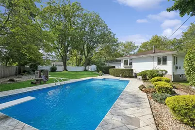 35 Cherrywood Drive, East Northport, NY 11731 - Photo 25