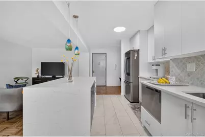123-40 83 Ave #9J, Kew Gardens, NY 11415 - Photo 13
