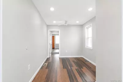 508 Michigan Street, Ronkonkoma, NY 11779 - Photo 11