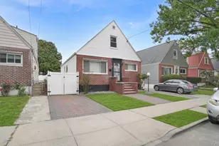137-15 170th St, Jamaica, NY 11434 - Photo 3