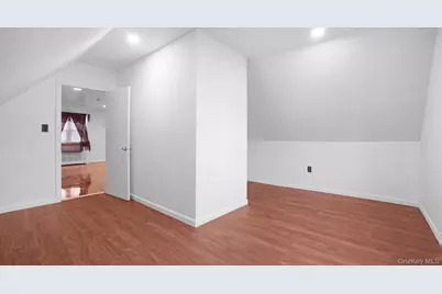 13715 170th Street, Jamaica, NY 11434 - Photo 11