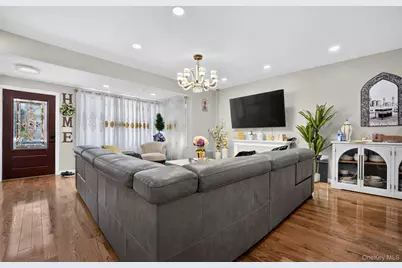 11634 131st Street, Ozone Park, NY 11420 - Photo 5
