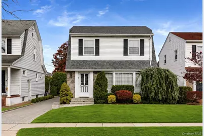 19 Stratford Avenue, Garden City, NY 11530 - Photo 1