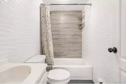 738 E 217th Street, Bronx, NY 10467 - Photo 13