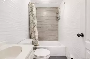 738 E 217th St, Bronx, NY 10467 - Photo 13