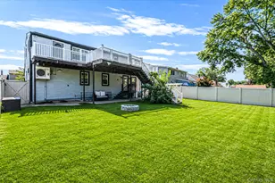 828 Strang Dr, Wantagh, NY 11793 - Photo 45