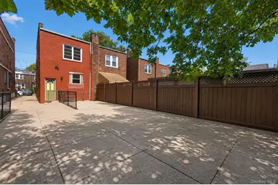 11934 145th Street, Jamaica, NY 11436 - Photo 15