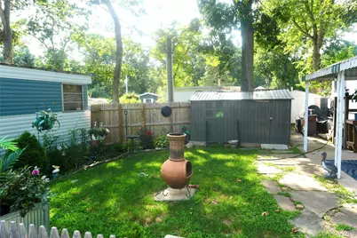 658 Sound Avenue #E-6, Calverton, NY 11933 - Photo 3