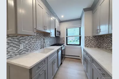 91 Tulip Avenue #C1, Floral Park, NY 11001 - Photo 3
