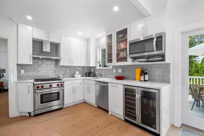 128 Glendale Road, Scarsdale, NY 10583 - Photo 13