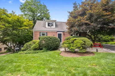 128 Glendale Road, Scarsdale, NY 10583 - Photo 1