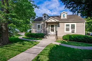 85 Cocoanut St, Central Islip, NY 11722 - Photo 3