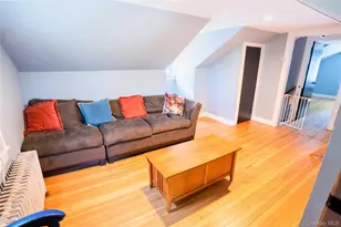 85 Cocoanut St, Central Islip, NY 11722 - Photo 11