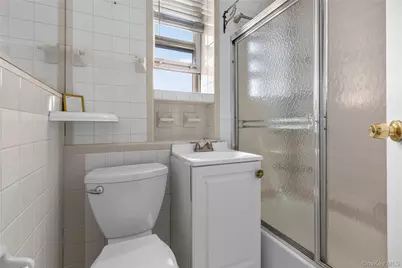 52 Florida Street #20, Long Beach, NY 11561 - Photo 5