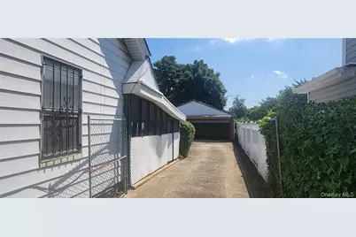 10515 220th Street, Queens Village, NY 11429 - Photo 3