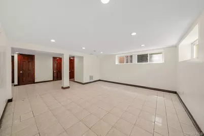 300 Ellen Place, Jericho, NY 11753 - Photo 31