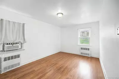 3644 170th Street, Flushing, NY 11358 - Photo 7