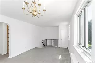 260-57 75th Ave, Glen Oaks, NY 11004 - Photo 9