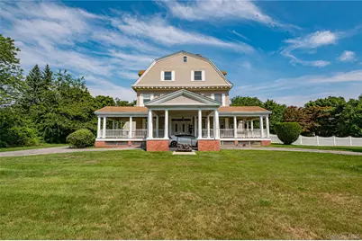 45 S Penataquit Avenue, Bay Shore, NY 11706 - Photo 3