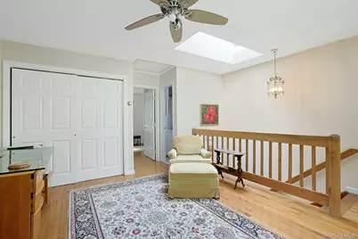30 N Strawberry Hill Lane N, West Nyack, NY 10994 - Photo 17