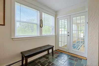 30 N Strawberry Hill Lane N, West Nyack, NY 10994 - Photo 5