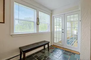 30 N Strawberry Hill Ln N, West Nyack, NY 10994 - Photo 5