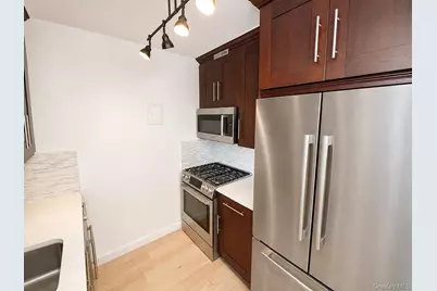 26910 Grand Central Parkway #31P, Floral Park, NY 11005 - Photo 7