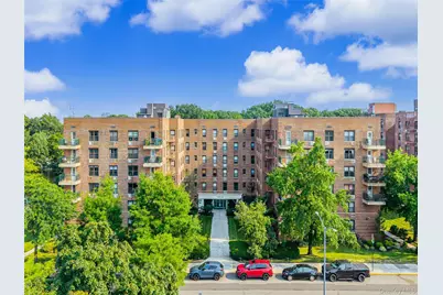 22424 Union Turnpike #4-J, Oakland Gardens, NY 11364 - Photo 17
