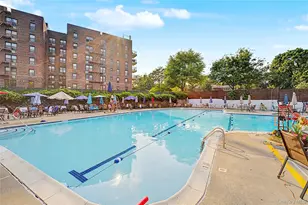 224-24 Union Tpke, Oakland Gardens, NY 11364 - Photo 15