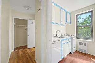 224-24 Union Tpke, Oakland Gardens, NY 11364 - Photo 9