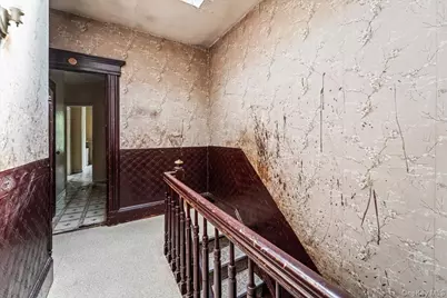54-18 Nurge Avenue, Maspeth, NY 11378 - Photo 11