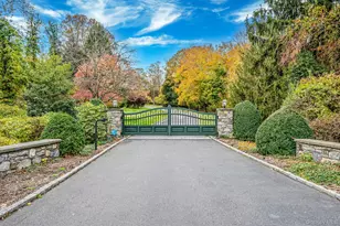 530 Chicken Valley Rd, Locust Valley, NY 11560 - Photo 3