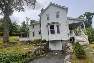 51 E Hook Cross Rd, Hopewell Junction, NY 12533 - Photo 21