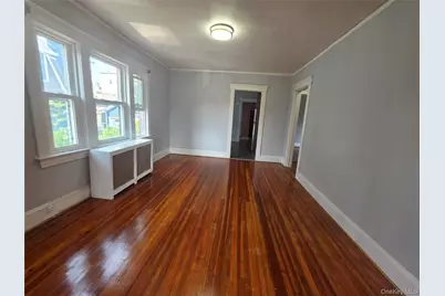 81 Waring Place Unit #2, Yonkers, NY 10703 - Photo 9