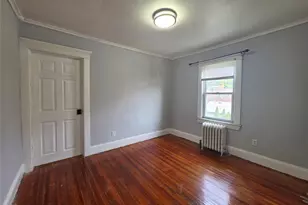 81 Waring Pl, Yonkers, NY 10703 - Photo 17