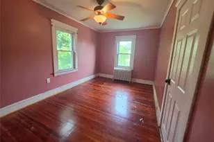 81 Waring Pl, Yonkers, NY 10703 - Photo 15