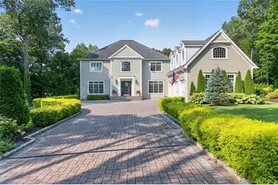 15 Thorman Lane, Huntington, NY 11743 - Photo 3
