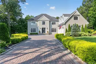 15 Thorman Ln, Huntington, NY 11743 - Photo 3