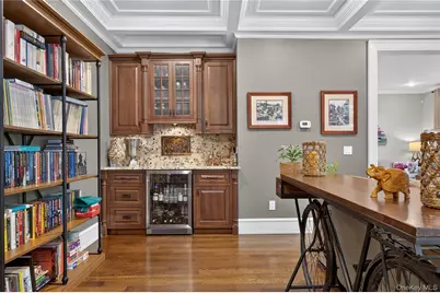 15 Thorman Lane, Huntington, NY 11743 - Photo 9