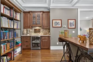 15 Thorman Ln, Huntington, NY 11743 - Photo 9