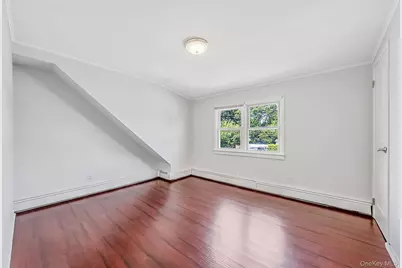 52 Manhattan Avenue, West Babylon, NY 11704 - Photo 31